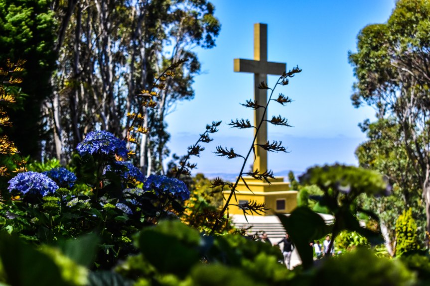 Mt Macedon: Memorial&nbsp;Cross